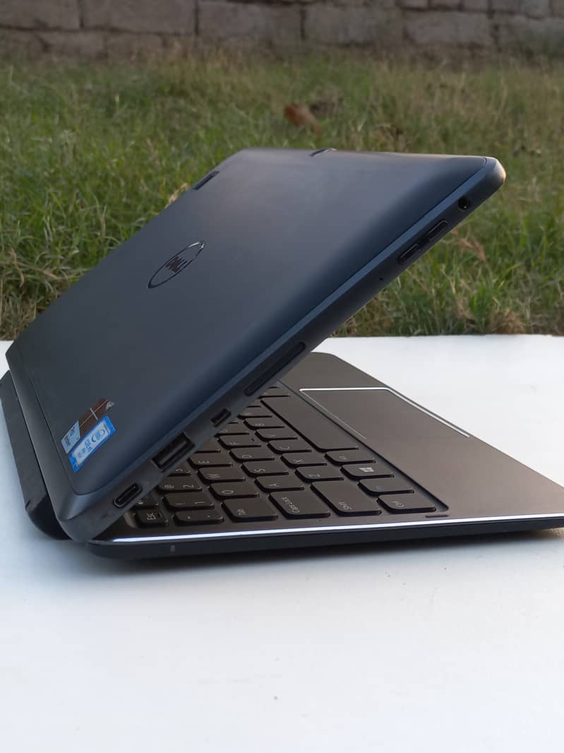 dell tab 2 in 1 laptop core m5 6th gen 8gb ram 256gb ssd | Detachbale 12