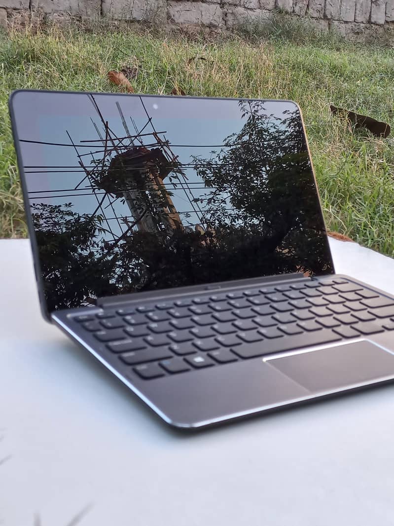 dell tab 2 in 1 laptop core m5 6th gen 8gb ram 256gb ssd | Detachbale 3