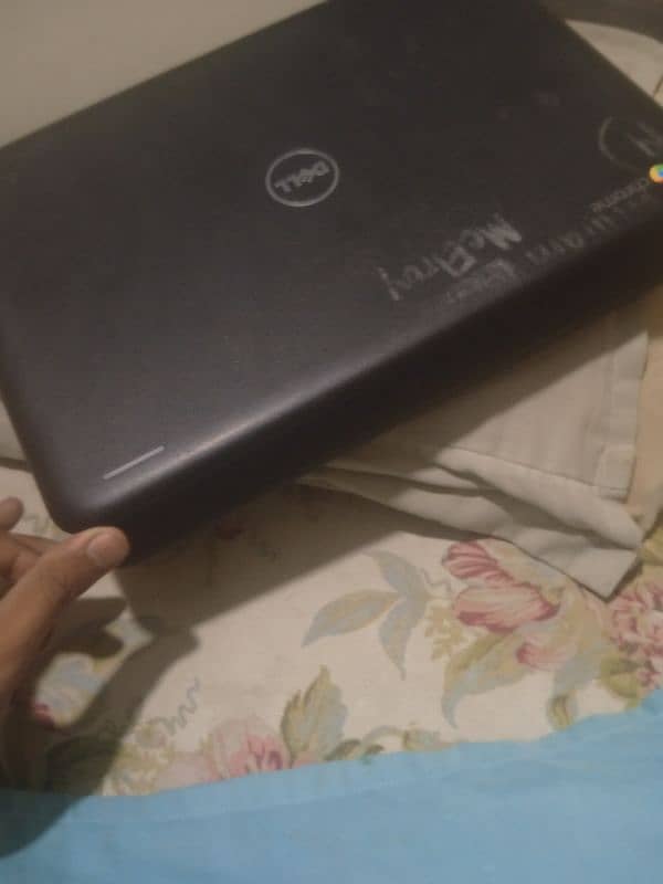 laptop 4 64 dell 1