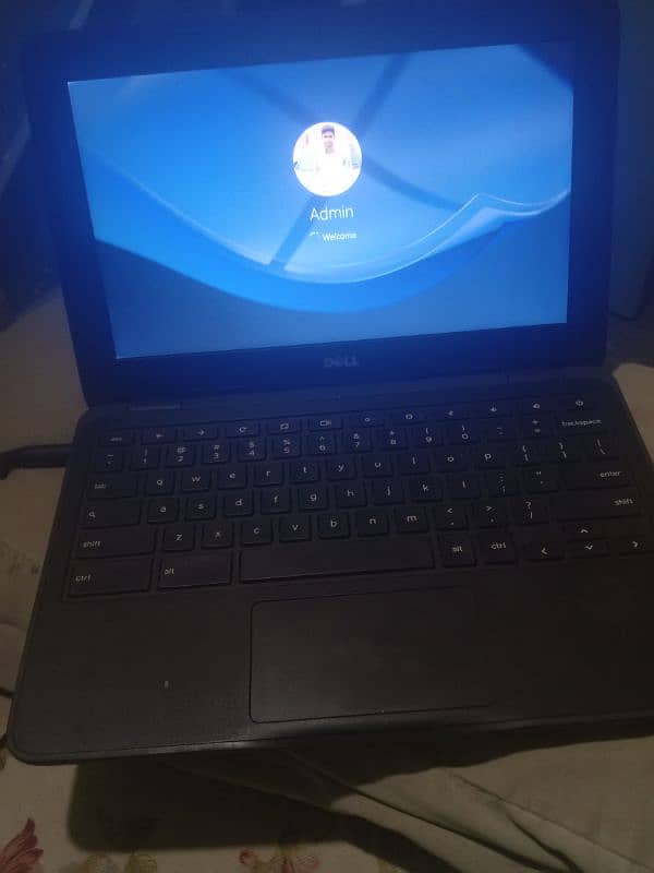 laptop 4 64 dell 9