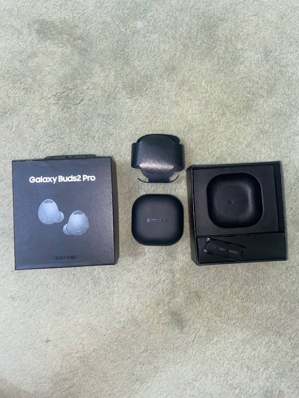 Samsung Galaxy Buds2 pro 2