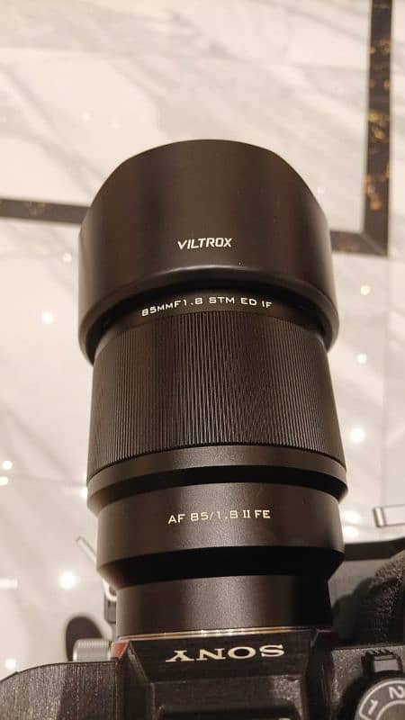 85mm viltrox for sale  Sony Mount 3