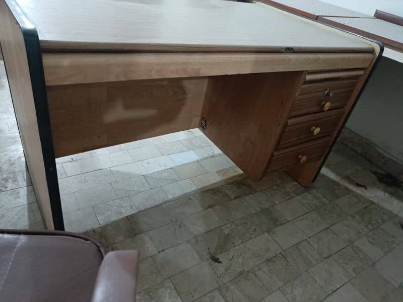 wooden Office Tables 4