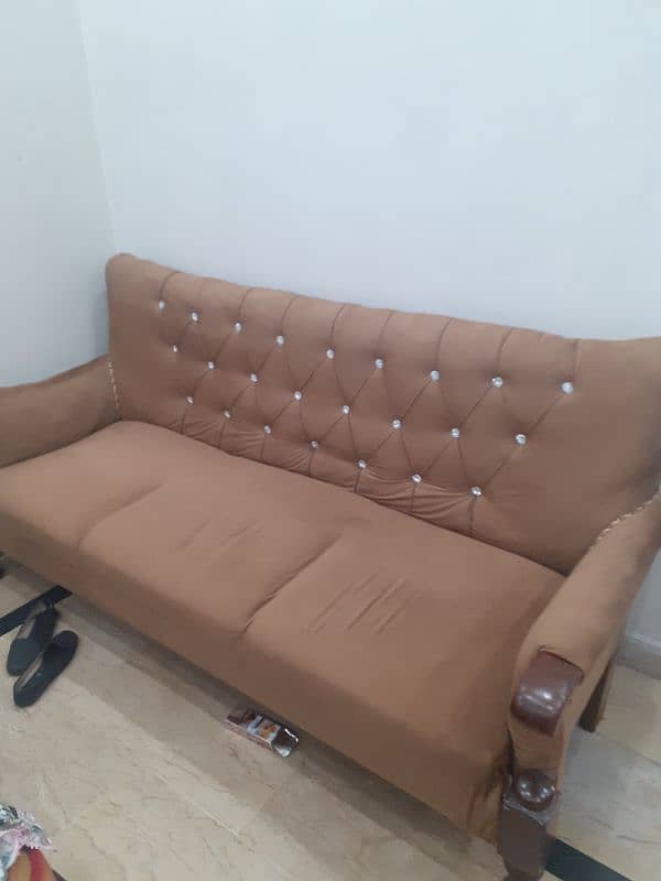 tali wooden sofa 0