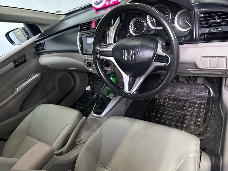 Honda City IVTEC 2017 6