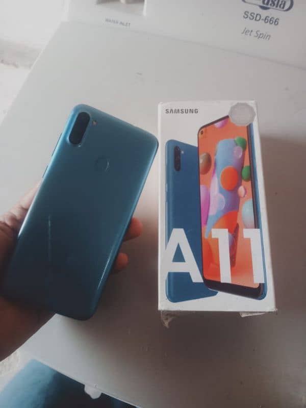 Samsung Galaxy a11 0