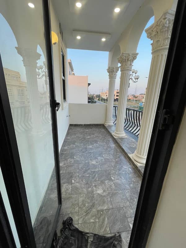 5 MARLA WHITE TURKISH STYLE HOME AVAILABLE FOR SALE 30