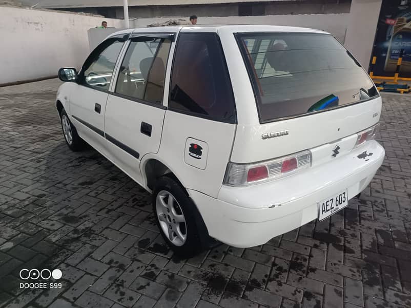 Suzuki Cultus VXL 2003. . . Used by female offucer 0