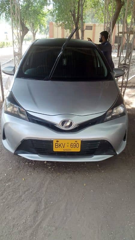 Toyota Vitz 2014 13