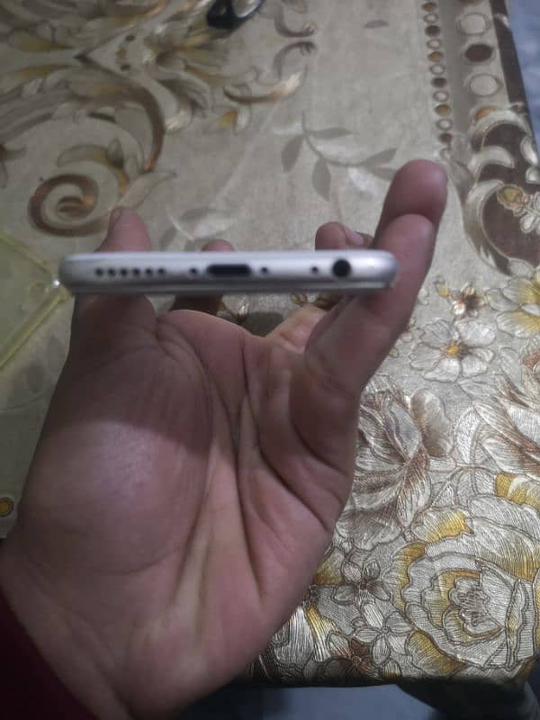 iPhone 6 64gb no pta screen shade 4