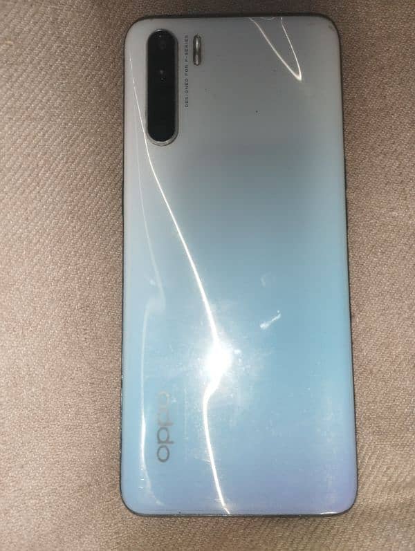 oppo f15 1