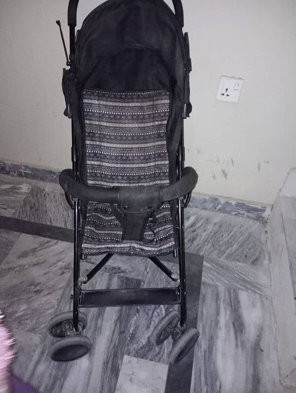 tinnies  stroller 2