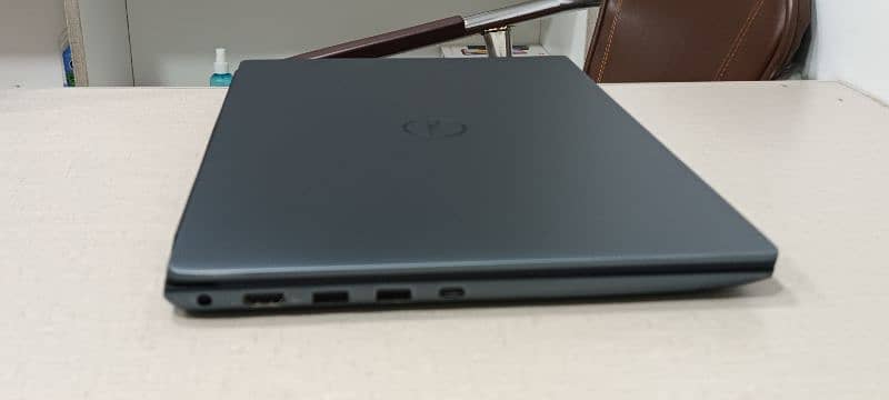 Dell Vastro 5590 17