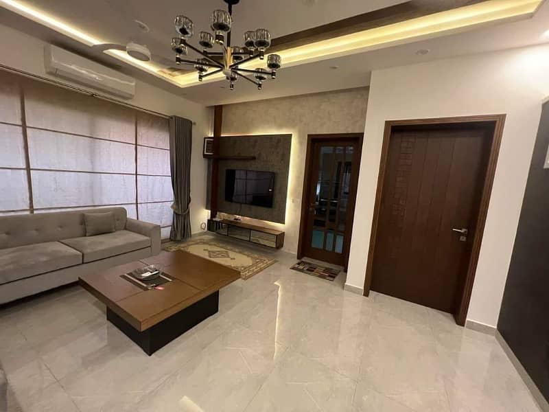 1 Kanal Most Beautiful House Available For Rent In Phase 5 DHA Lahore 10