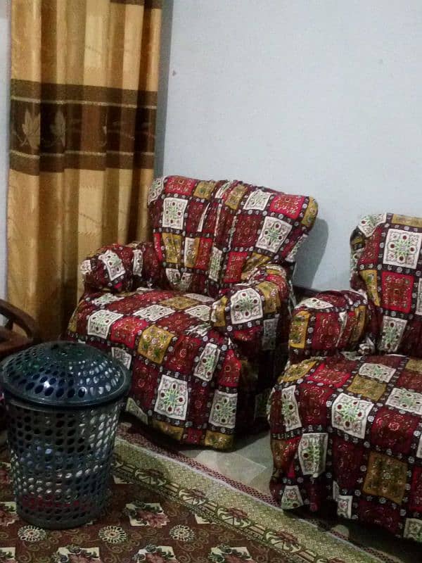 7 seater sofa Sets. with covers 3