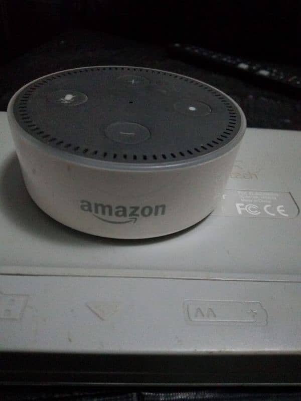 Amazon alexa speaker 0