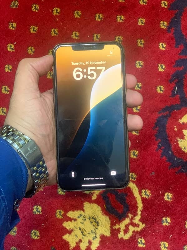 I phone 11 pro max 256GB PTA Approved 5