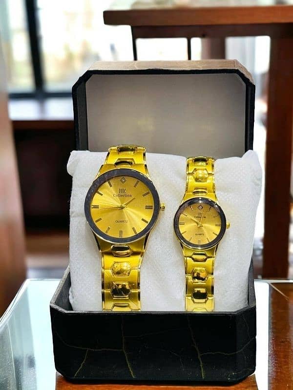 Couple's Aanalogue Watch 1