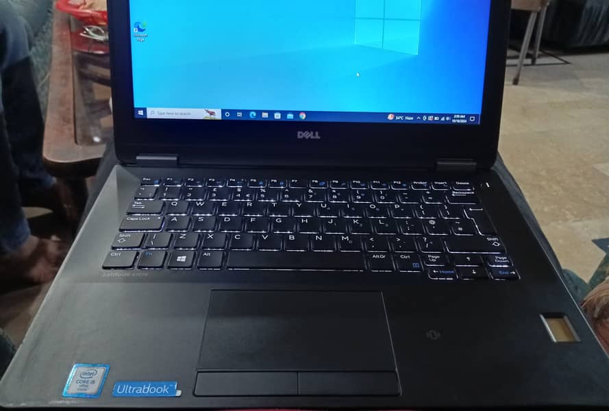 Dell latitude 7270 core i5 6th generation ssd high speed 0