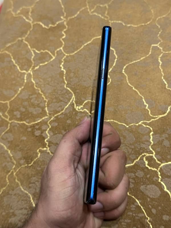 Samsung note 9 4