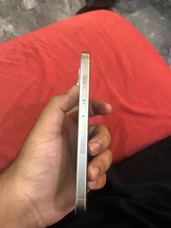 iphone 15 pro Jv 4