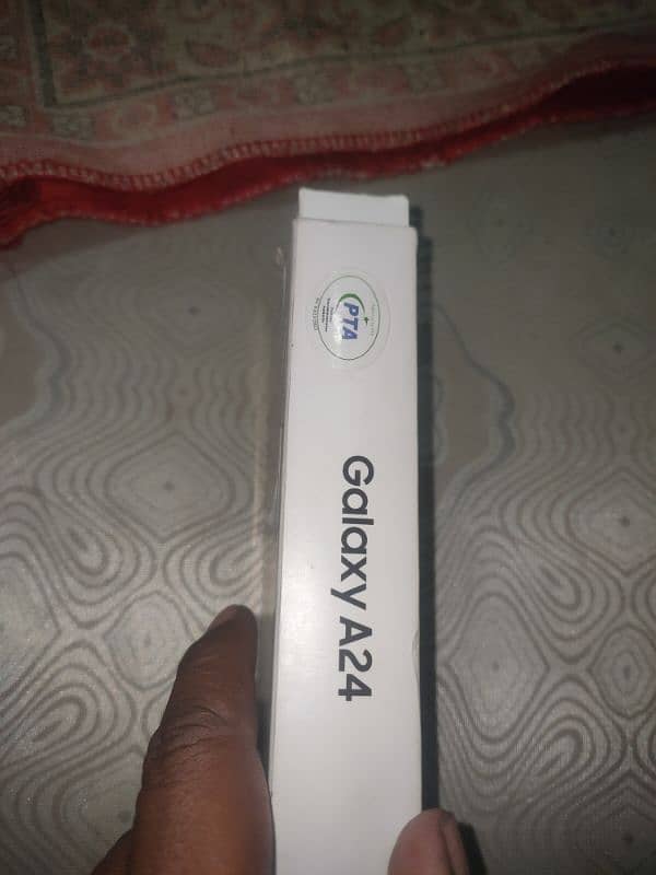 Samsung A24 8/128 , 10/9.5 condition urgent sell 0