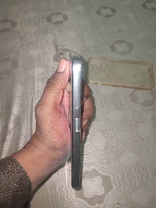 Samsung A24 8/128 , 10/9.5 condition urgent sell 8