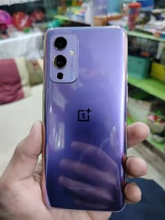 ONEPLUS 9 5G IN MINT CONDITION