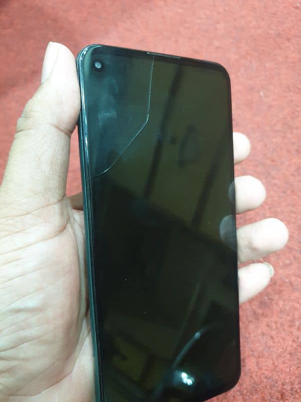 Google pixel 5a 5g Single Sim Approved Just Minor Glass Crack. 4