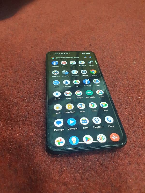 Google pixel 5a 5g Single Sim Approved Just Minor Glass Crack. 5