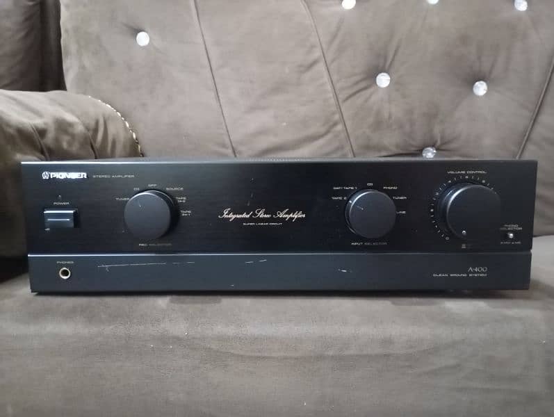 Pioneer A400 Stereo Integrated Amplifier, bose , denon , kef , marantz 0