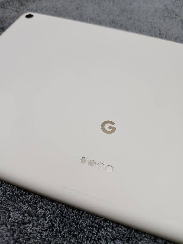 Google Pixel Tablet 8GB 128GB Like New with Box 3