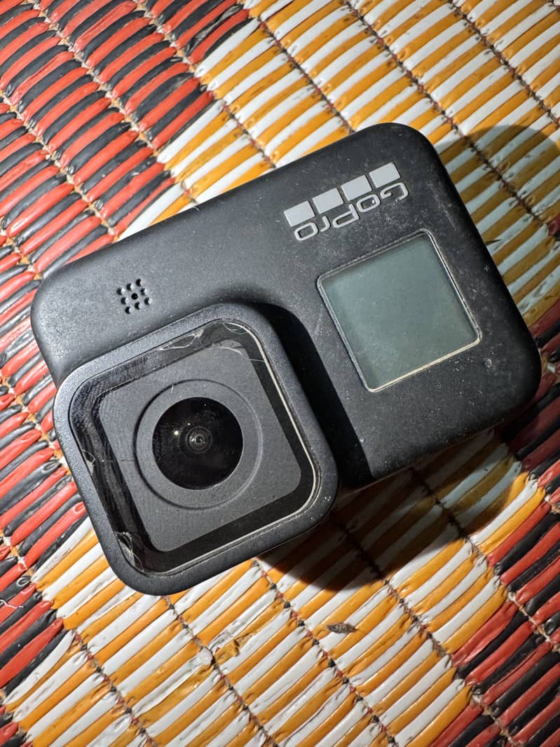 Gopro hero 8 black with extra battery 0