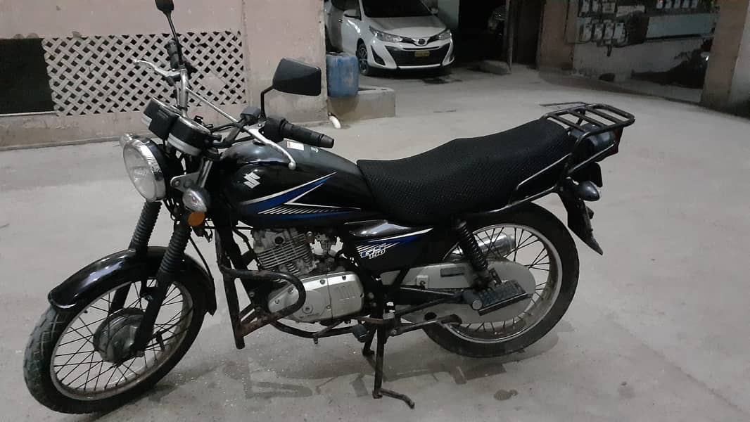 Suzuki GS 150 2017 2