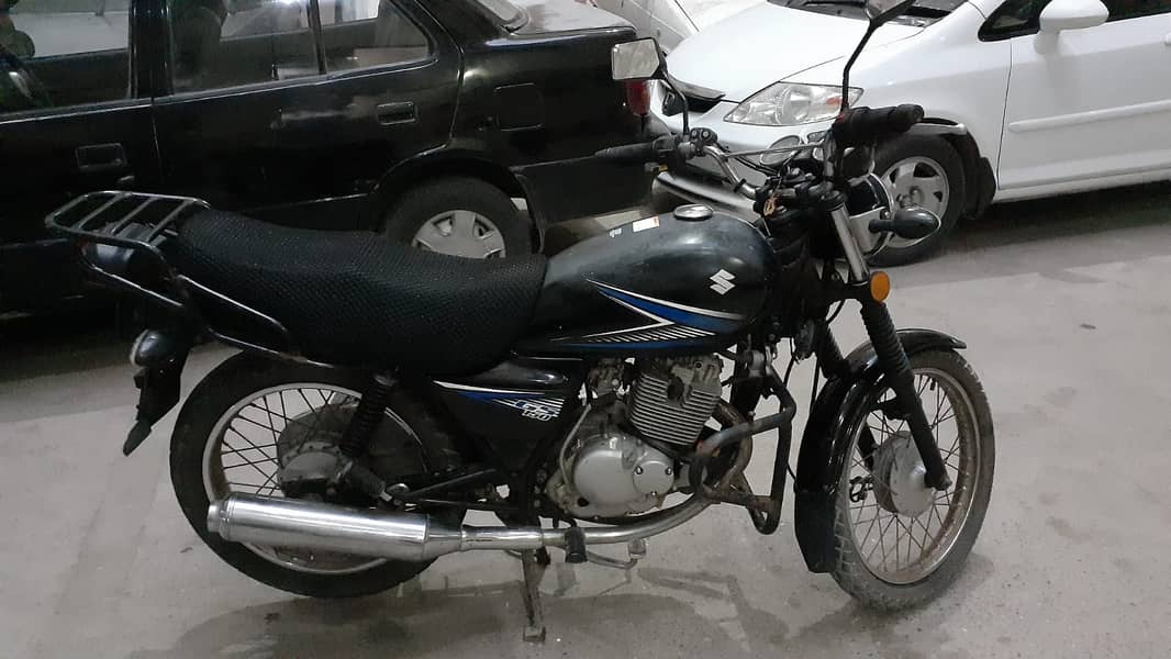 Suzuki GS 150 2017 3