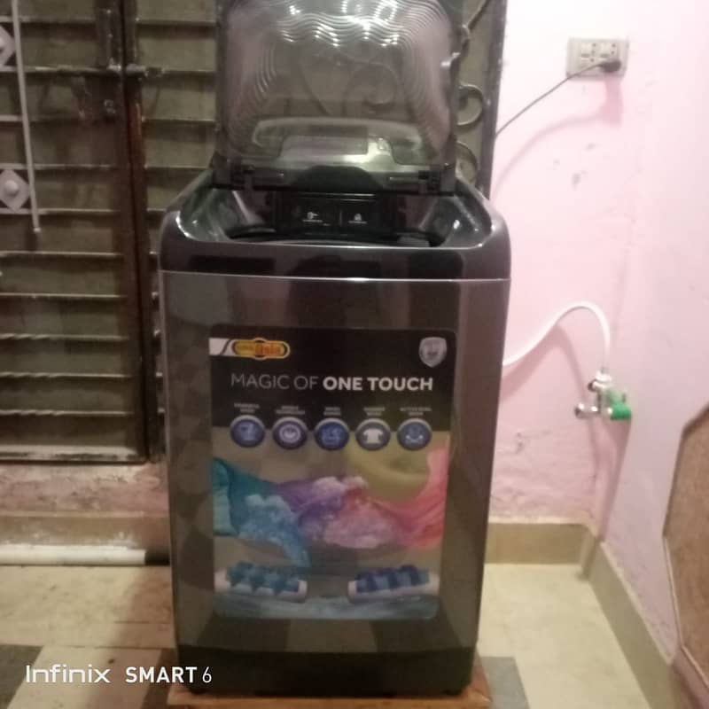 Automatic washing and dryer machine 0