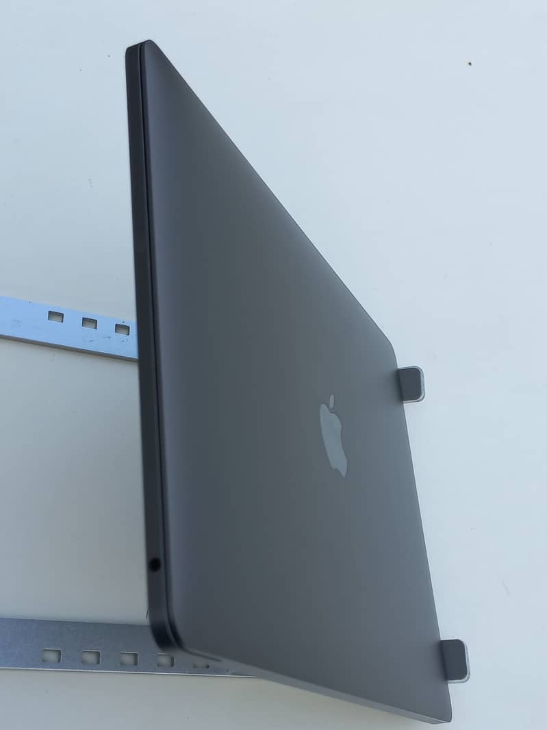 macbook pro 2017 8