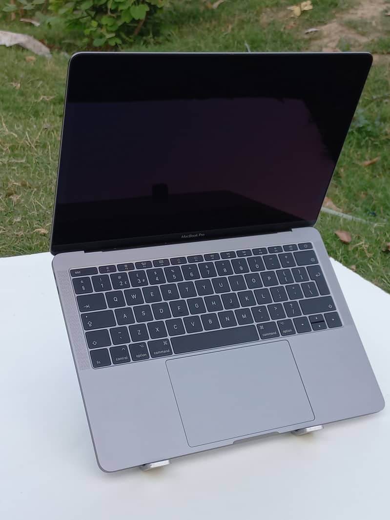 macbook pro 2017 15