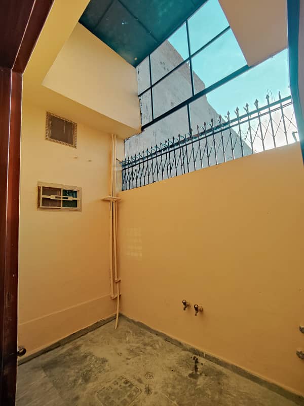 Beautiful house for sale on dyala road 11