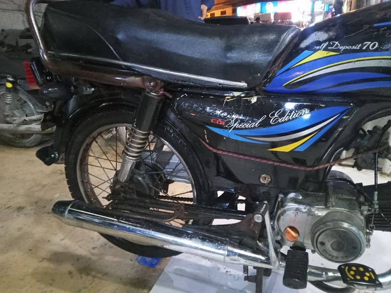 super star bike saf sutri shiny condition Tanki side cover change 12