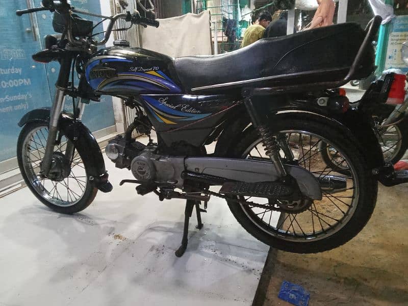 super star bike saf sutri shiny condition Tanki side cover change 15