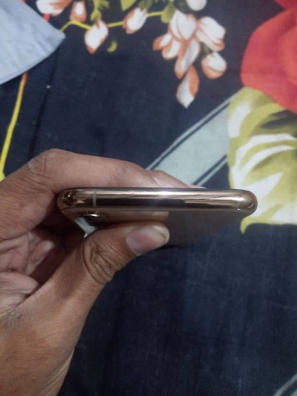 iPhone Xs  all ok exchange posibile 3