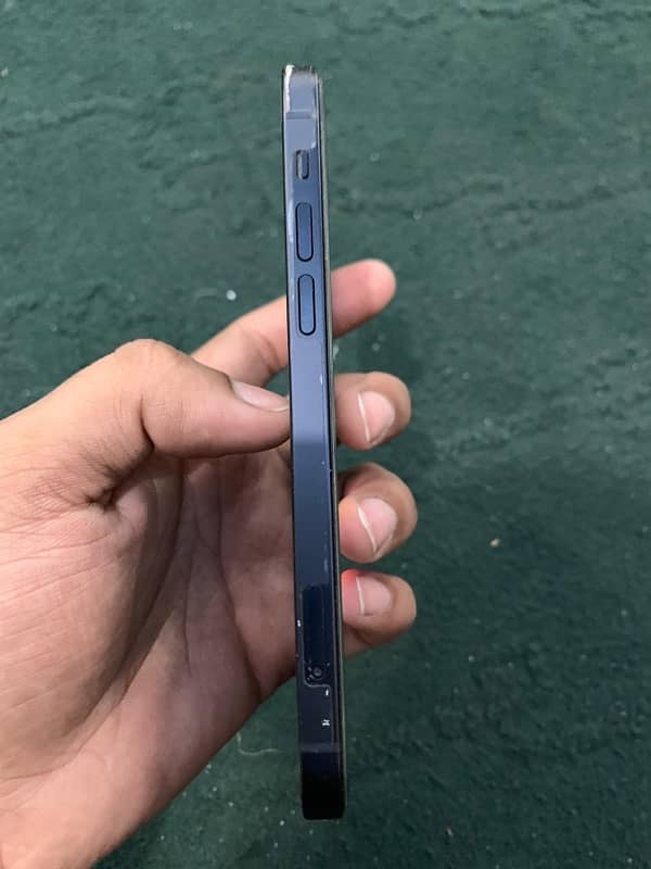 iphone 12 (64 gb) LLA model 10/10 3