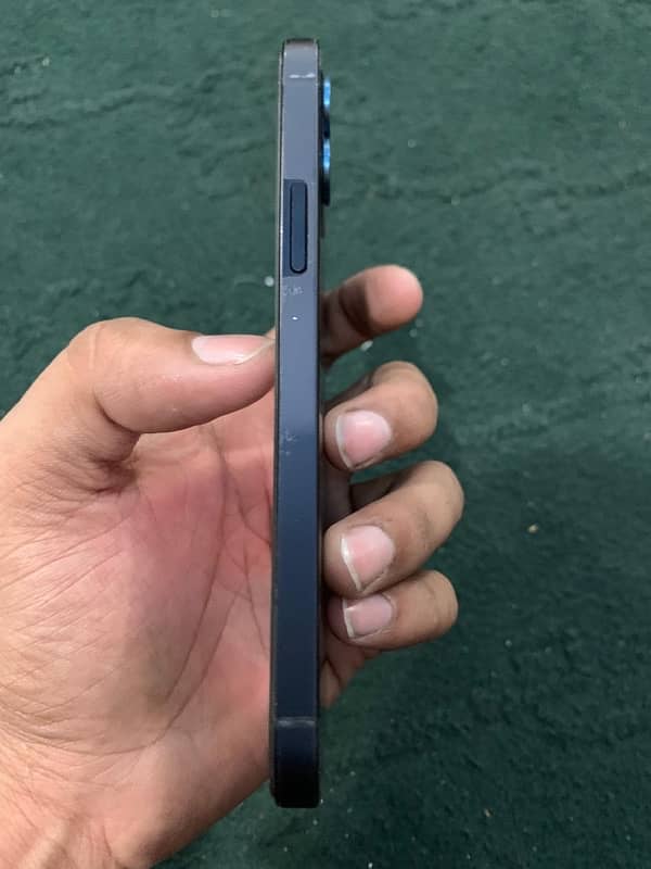 iphone 12 (64 gb) LLA model 10/10 4