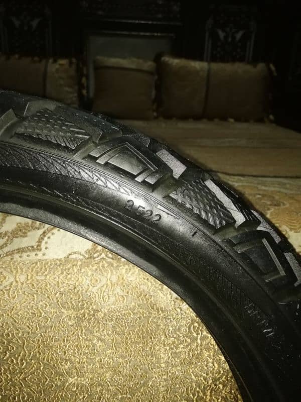 suzuki gr 150 tubeless tyre both just like new 3