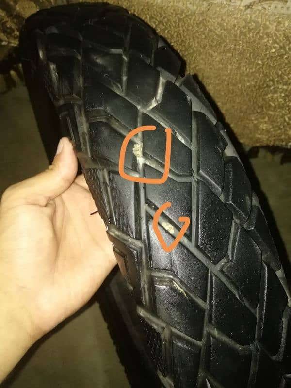 suzuki gr 150 tubeless tyre both just like new 6