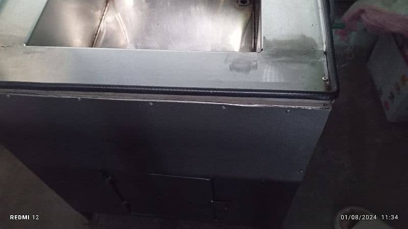 fryer for sale new condition 10 by 10 hai contact number. 2