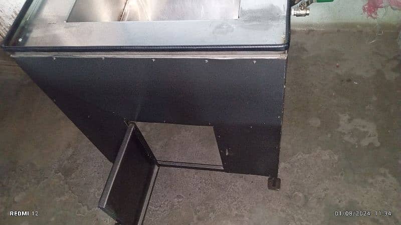 fryer for sale new condition 10 by 10 hai contact number. 6