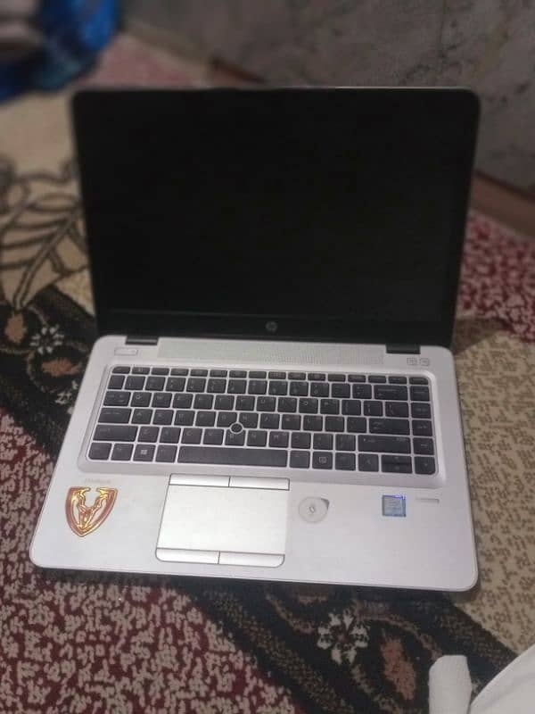 hp laptop 840 G3 core i5 6th genration 3