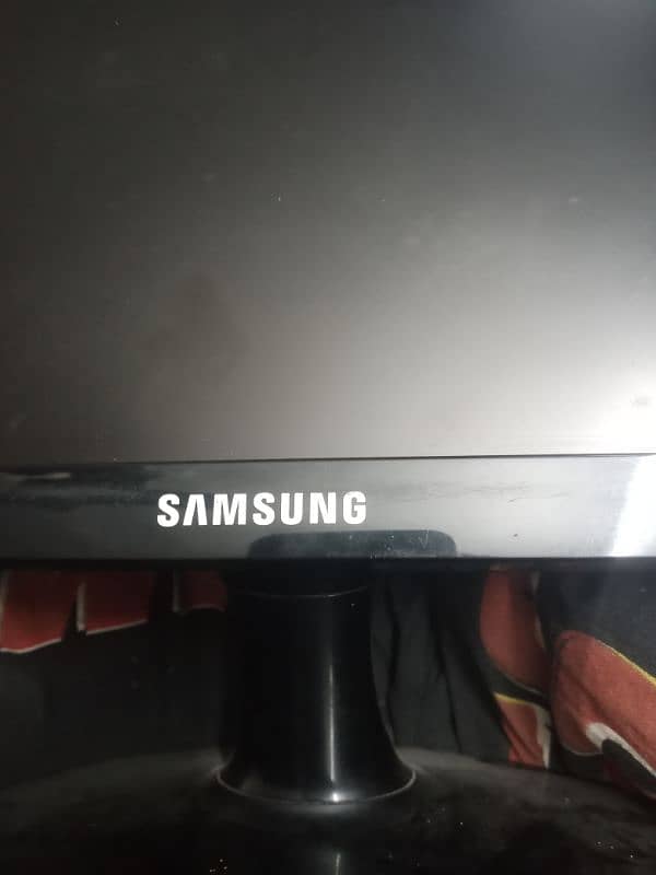 Samsung LCD 4